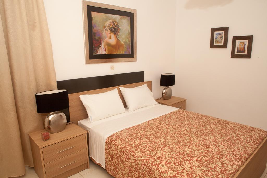 Palmira Apartments Makrýgialos Buitenkant foto