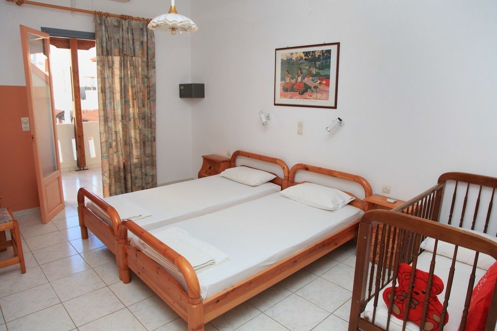 Palmira Apartments Makrýgialos Buitenkant foto