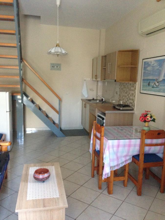Palmira Apartments Makrýgialos Buitenkant foto