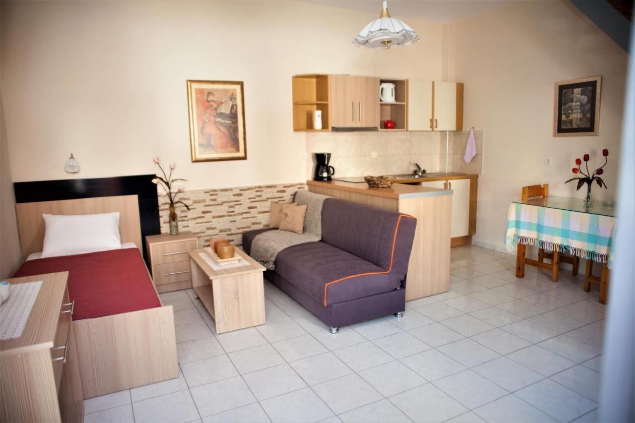 Palmira Apartments Makrýgialos Buitenkant foto